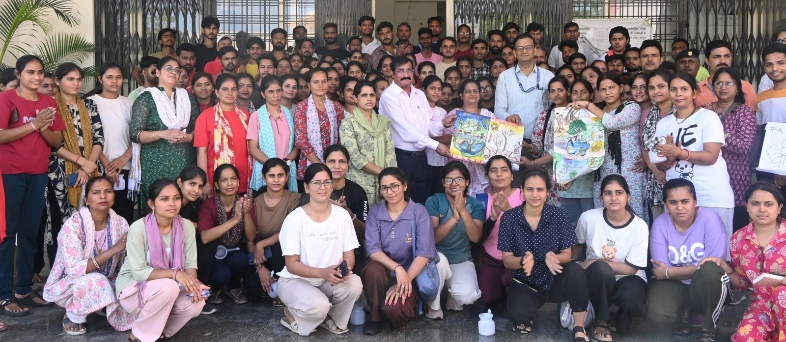 डिग्री से आगे बढ़कर नॉलेज हब और स्किल सेंटर बनाएंगे