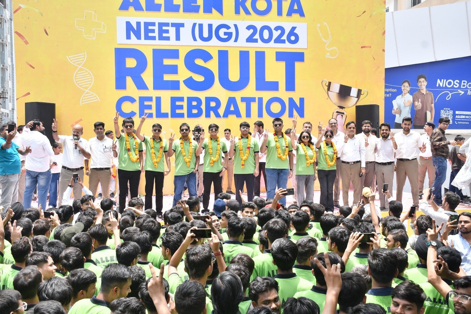 एलन : टाॅप-10 में 5 और टाॅप-100 में 47 स्टूडेंट्स