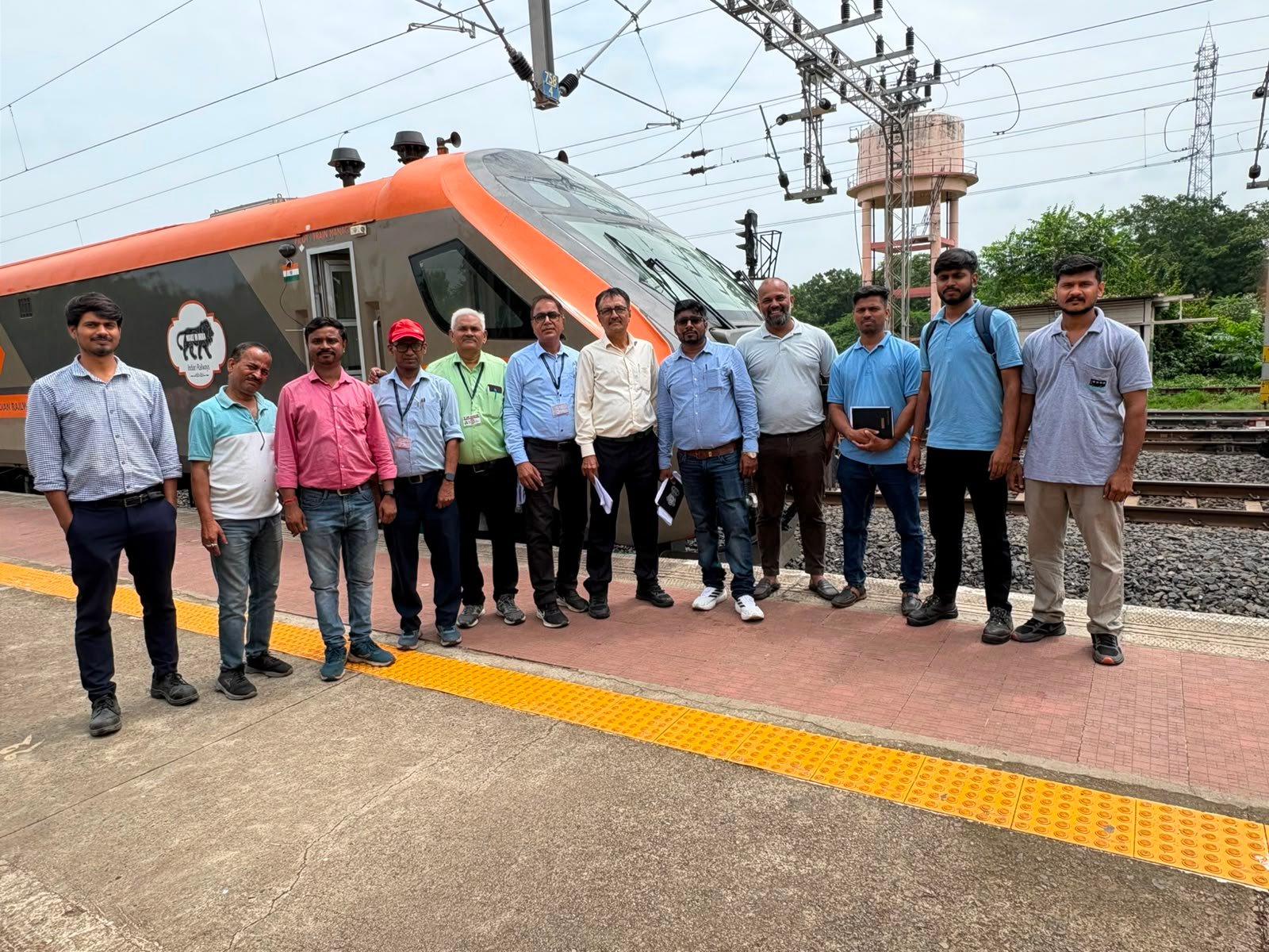 वंदे भारत आधारित सुपरफास्ट पार्सल फ्रेट ईएमयू का 145 किमी प्रति घंटे की रफ्तार से सफल ऑसिलेशन ट्रायल