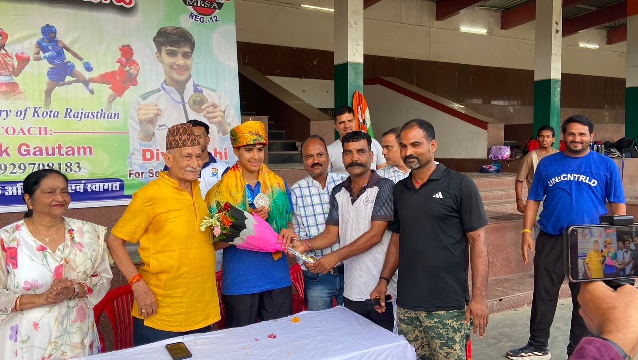 एशियन गेम्स टीम से बाहर हुई दिव्यांशी, चयन प्रक्रिया पर उठाए गंभीर सवाल