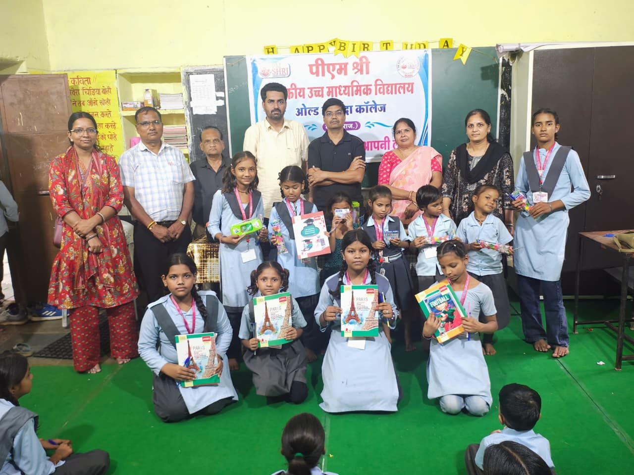 आपणी लाड़ो कार्यक्रम में उत्कृष्ट प्रदर्शन करने वाली छात्राओं को किया सम्मानित