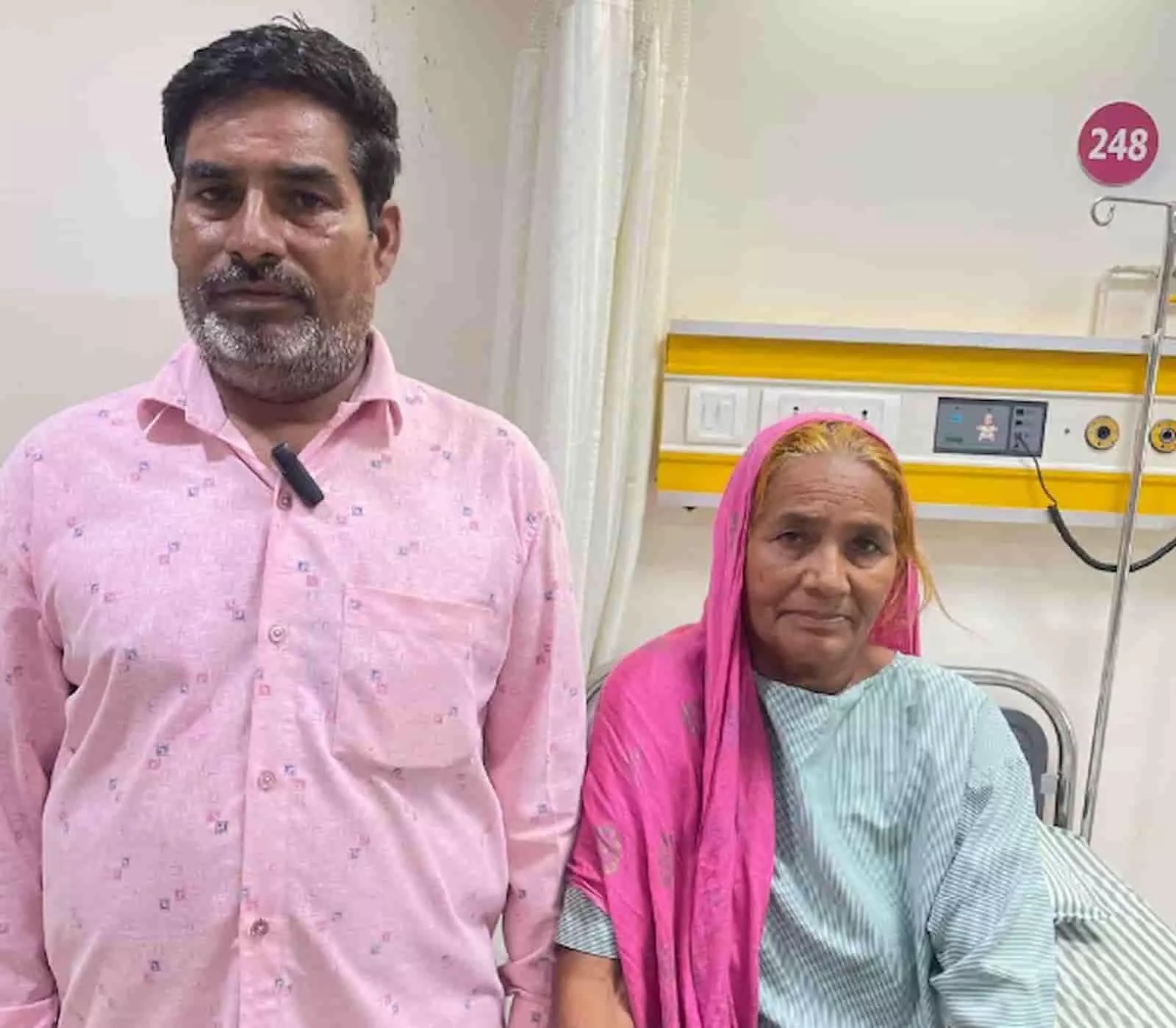 63 वर्षीय महिला के पेट से निकाला डेढ़ किलो का ओवेरियन ट्यूमर