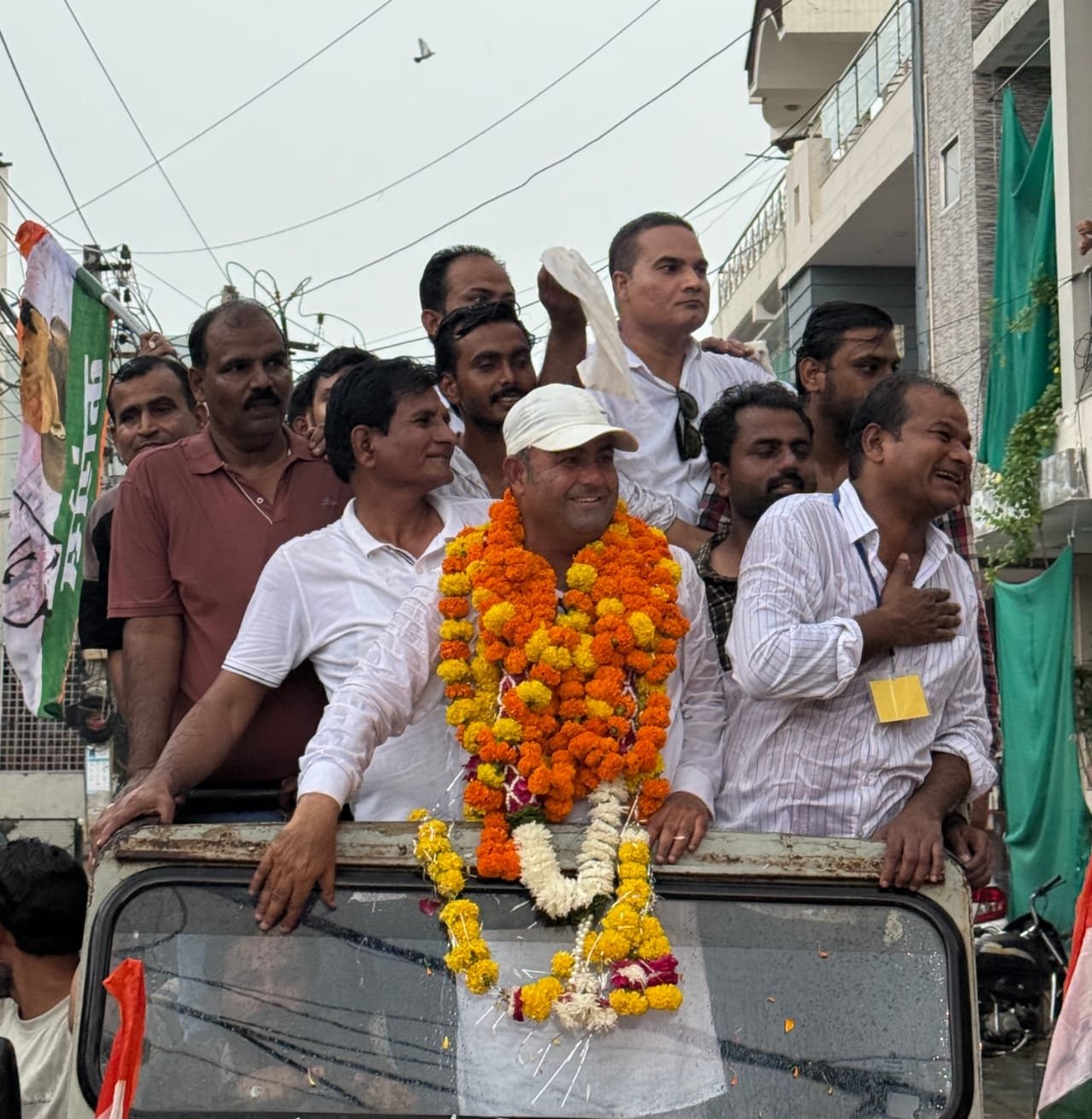 नव निर्वाचित पार्षद यूनुस मोहम्मद बब्बू का समर्थकों ने किया भव्य स्वागत