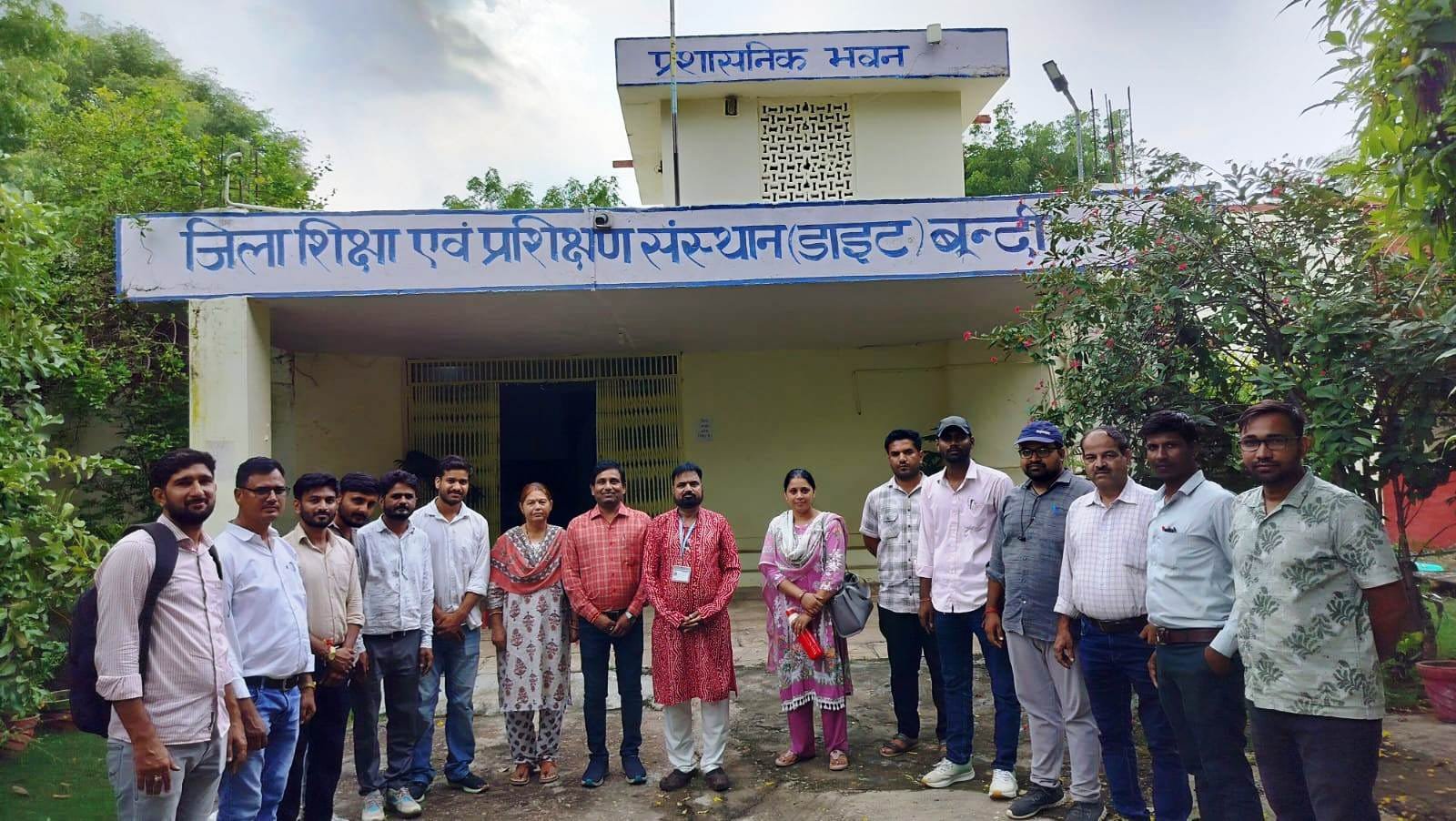 चित्रों और संवाद से बच्चों को पुस्तकालय से जोड़ने पर जोर