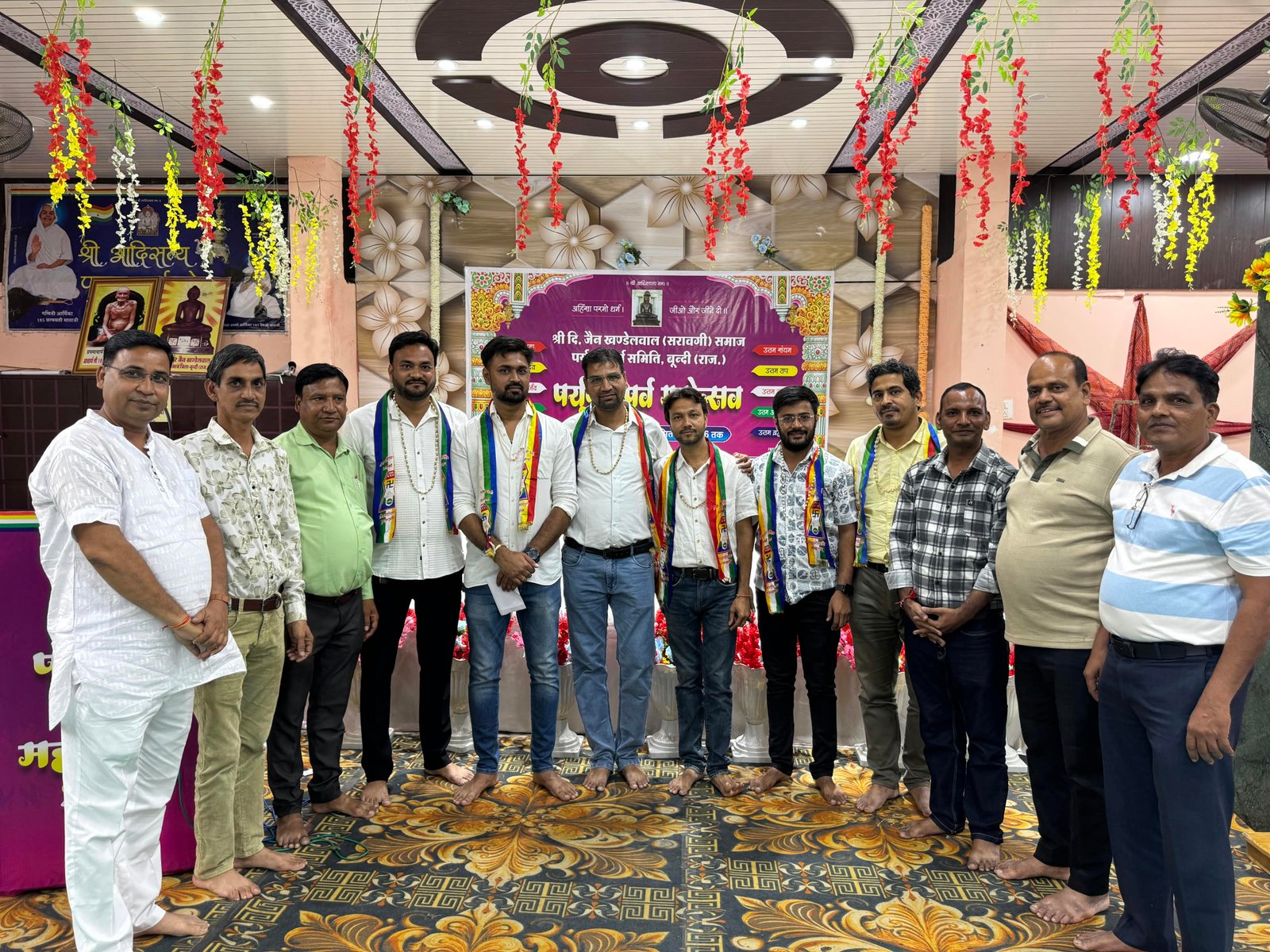 बच्चों ने सुनाईं नैतिक कहानियां, भजनों में झलकी भक्ति