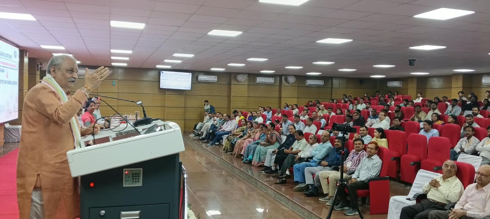 54 शोधपत्रों में उभरी विकसित भारत की भौगोलिक तस्वीर, शोध और अकादमिक सहयोग पर जोर