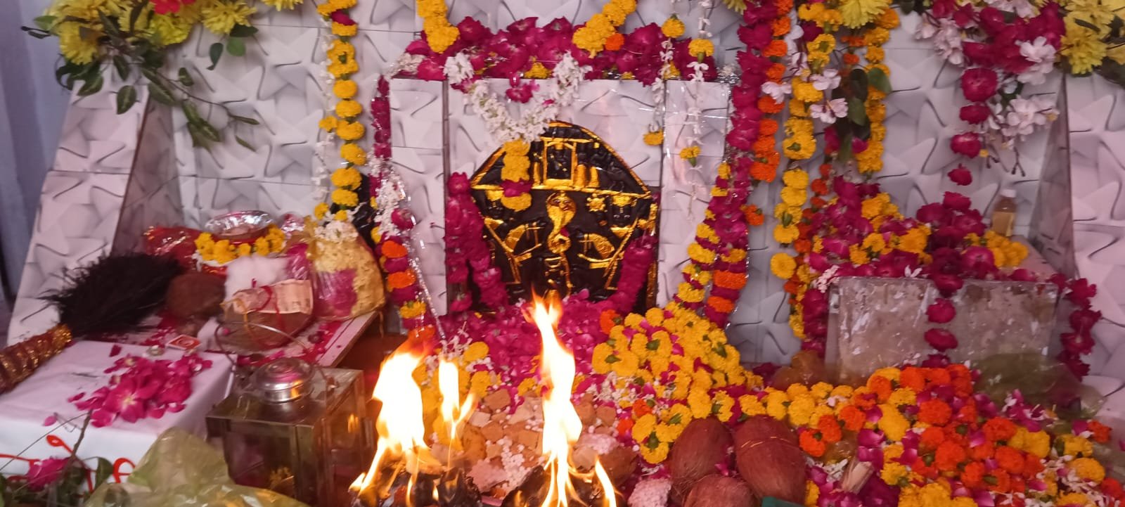 अलगोजे की धुन और ढोलक की थाप पर गूंजे तेजाजी के जयकारे