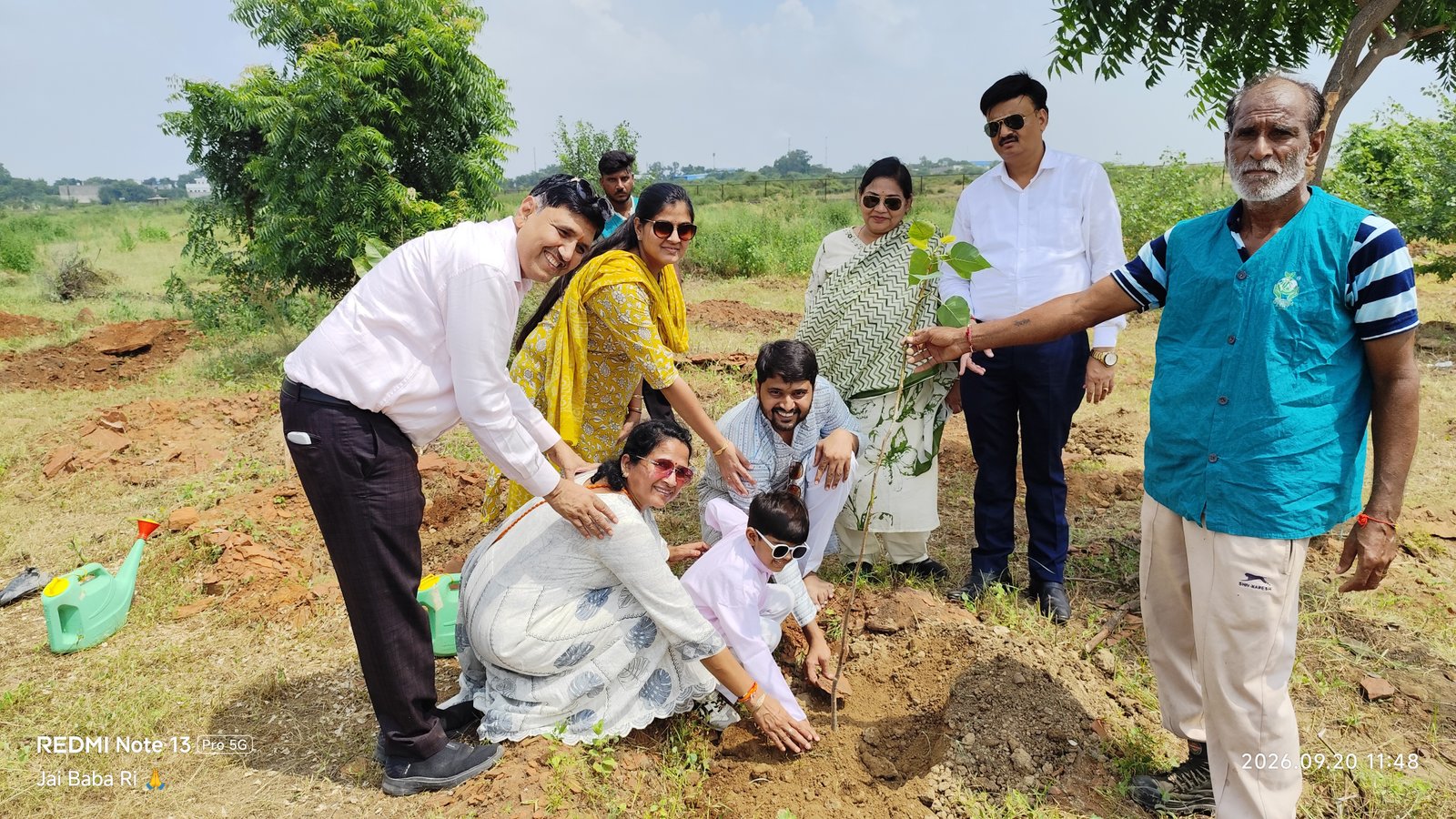 पुण्य स्मृति में लव-कुश वाटिका में किया पौधारोपण, पर्यावरण संरक्षण का दिया संदेश