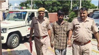 वन विभाग की टीम पर हमला कर जब्त ट्रैक्टर छुड़ाने के मामले में एक गिरफ्तार