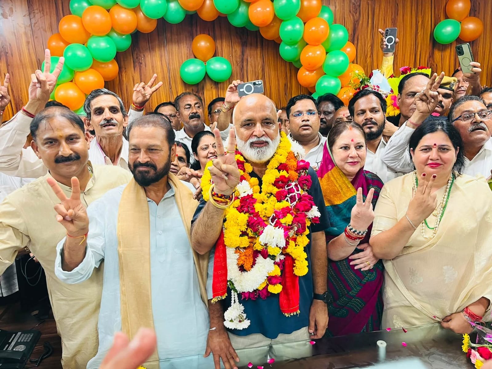 विवेक राजवंशी निर्विरोध उपमहापौर घोषित, कांग्रेस ने चुनाव का बहिष्कार किया : राकेश जैन