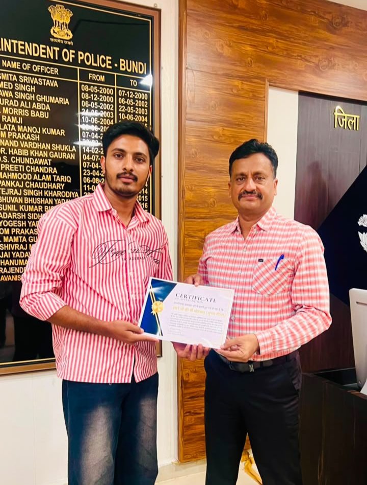 कुछ पन्ने मैंने लिखे नहीं थे, मैंने उन्हें जिया था...” लेखनी से साहित्य में पहचान बना रहे शुभम गौतम