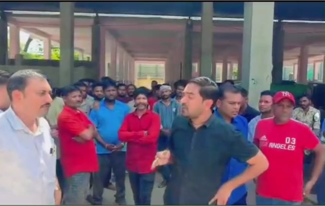पूर्व सभापति कमल राठौड़ की टीपर चालकों को दो टूक, बोले—दादागिरी नहीं चलेगी, जनता के काम से समझौता नहीं