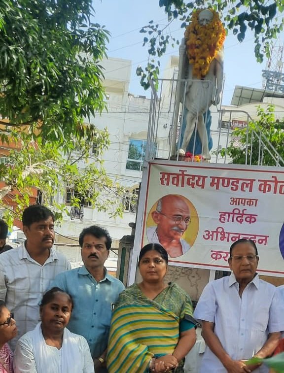 गांधी के आदर्शों को पूरा विश्व मान रहा है : शांति धारीवाल