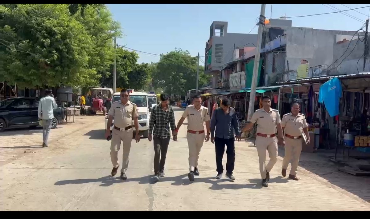 देवलीमांझी में ट्रांसफार्मर उपकरण चोरी के आरोपियों की मौका तस्दीक