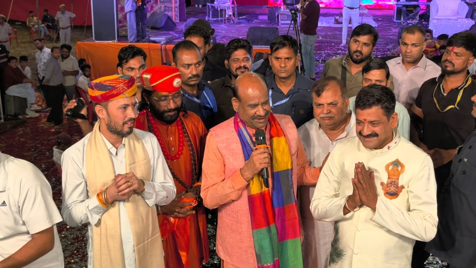 बूंदी में श्याम बाबा की भव्य भजन संध्या, गोकुल शर्मा के भजनों पर झूमे श्रद्धालु
