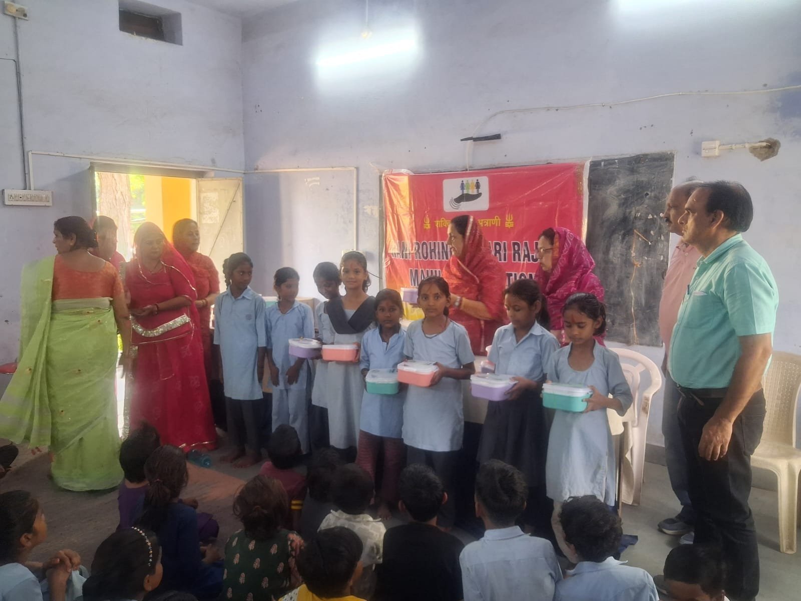 बूंदी में 101 कन्याओं का पूजन कर दिया नारी शक्ति और बालिका सशक्तीकरण का संदेश