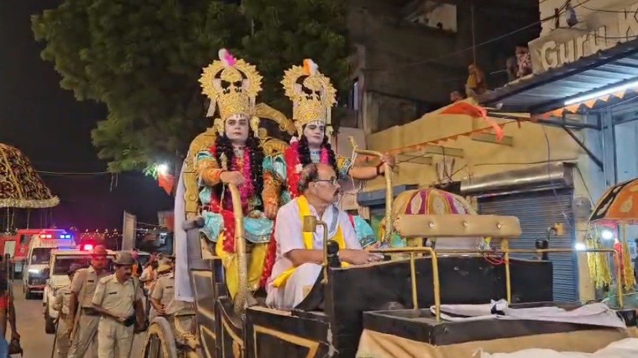 केसरिया पताकाएं, शाही गजराज और घुड़सवारों का लवाजमा... कोटा में निकली भव्य राम बारात, राम-लक्ष्मण को महापौर ने किया सैल्यूट