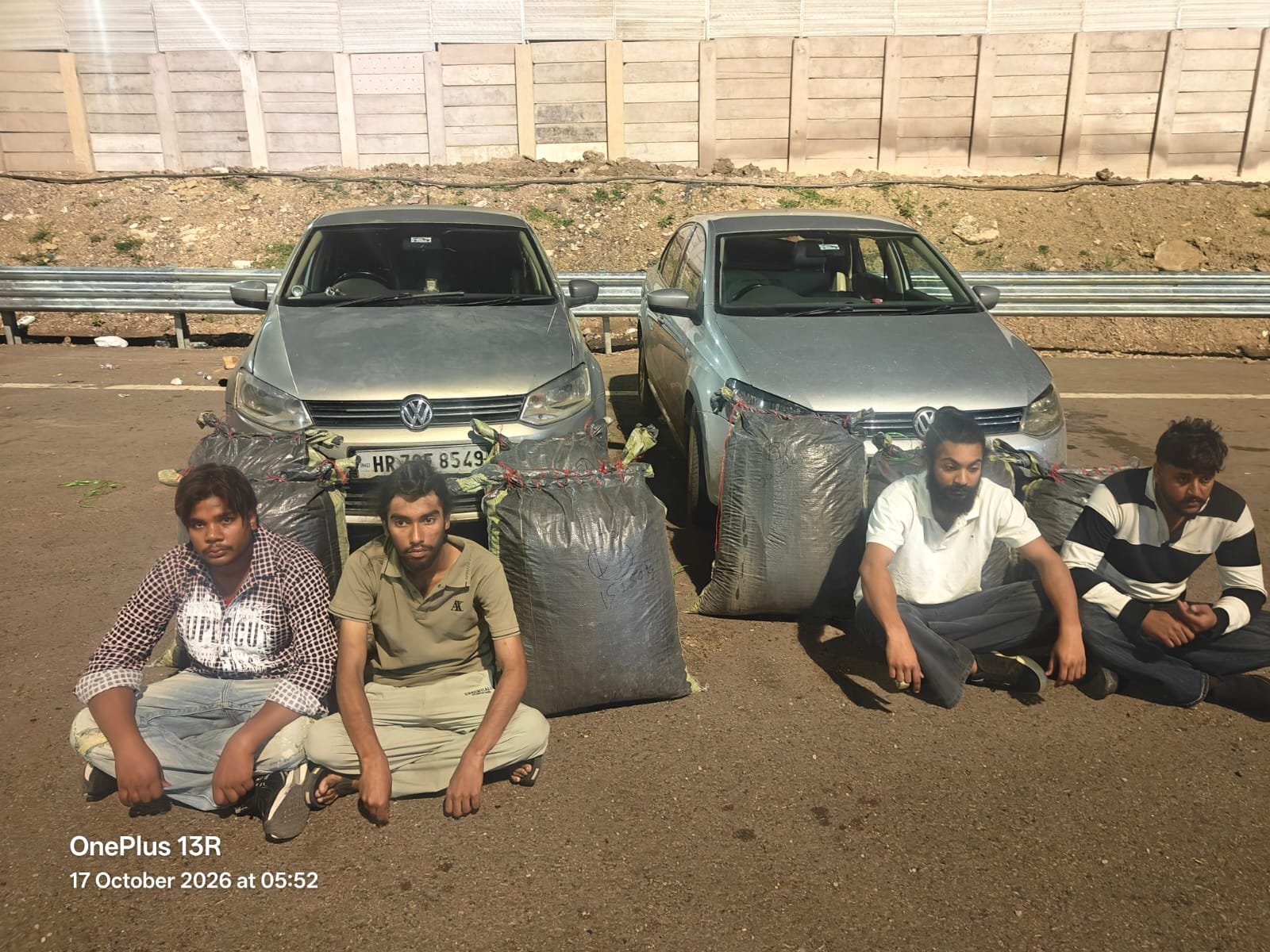 कोटा ग्रामीण में 123 किलो डोडा चूरा जब्त, दो वेंटो कारों सहित चार तस्कर गिरफ्तार