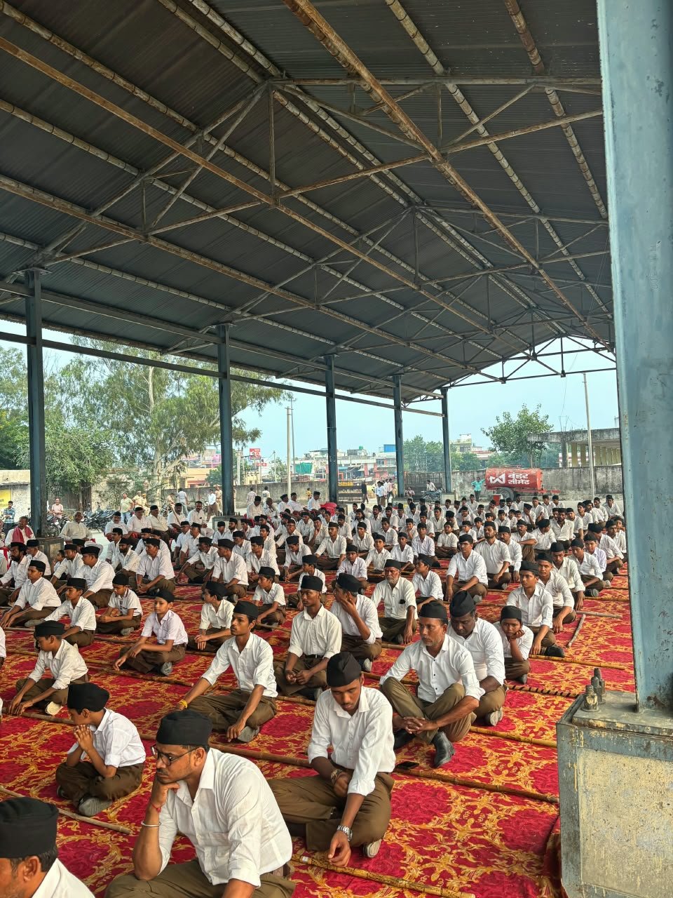 सुल्तानपुर में निकला हिंदू शंखनाद पथ संचलन