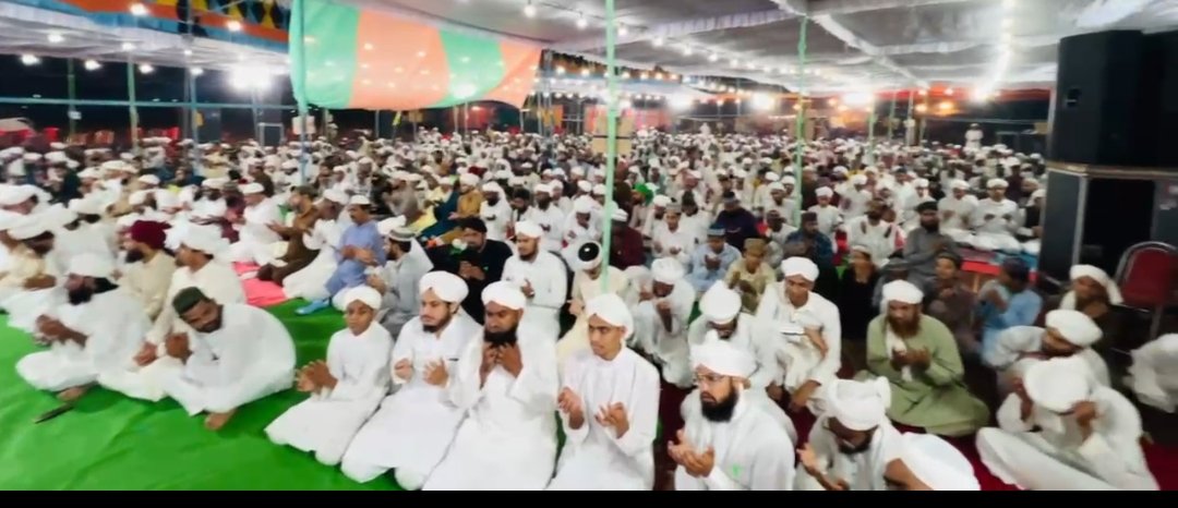 दो दिवसीय इज्तिमा में उमड़े हजारों लोग, अमन-ओ-अमान और भाईचारे का दिया संदेश