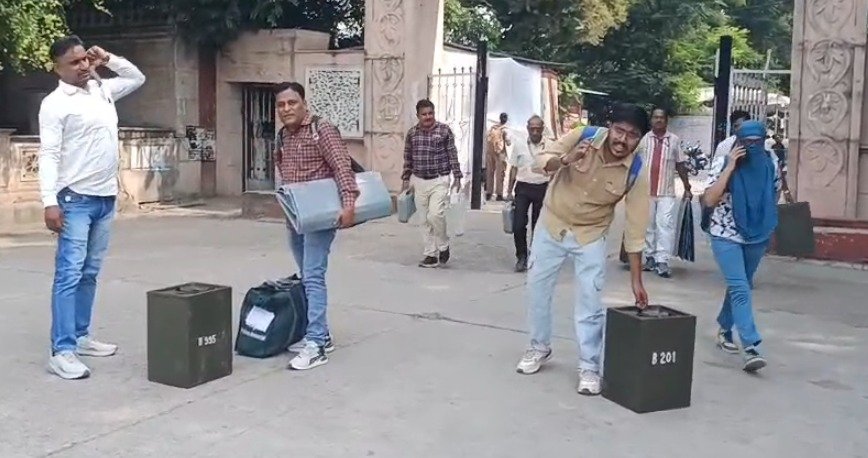 पंचायत चुनाव की तैयारी पूरी, कोटा में आज मतदान दल होंगे रवाना