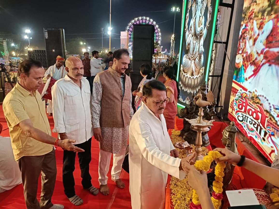 विजयश्री रंगमंच पर बिखरे राजस्थानी लोक संस्कृति के रंग, कृष्ण महारास ने मोहा मन