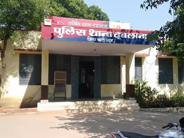 नाबालिग से देह व्यापार कराने के मामले में फरार मां गिरफ्तार