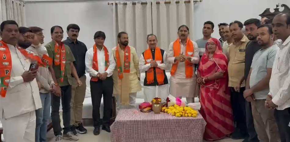 कोटा पहुंचने पर भाजपा प्रदेशाध्यक्ष मदन राठौड़ का स्वागत