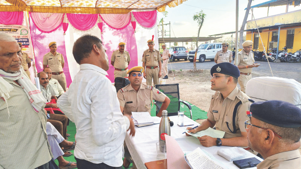 कोटा ग्रामीण पुलिस | व्हाट्सएप हेल्पलाइन पर मिल रहा समाधान
