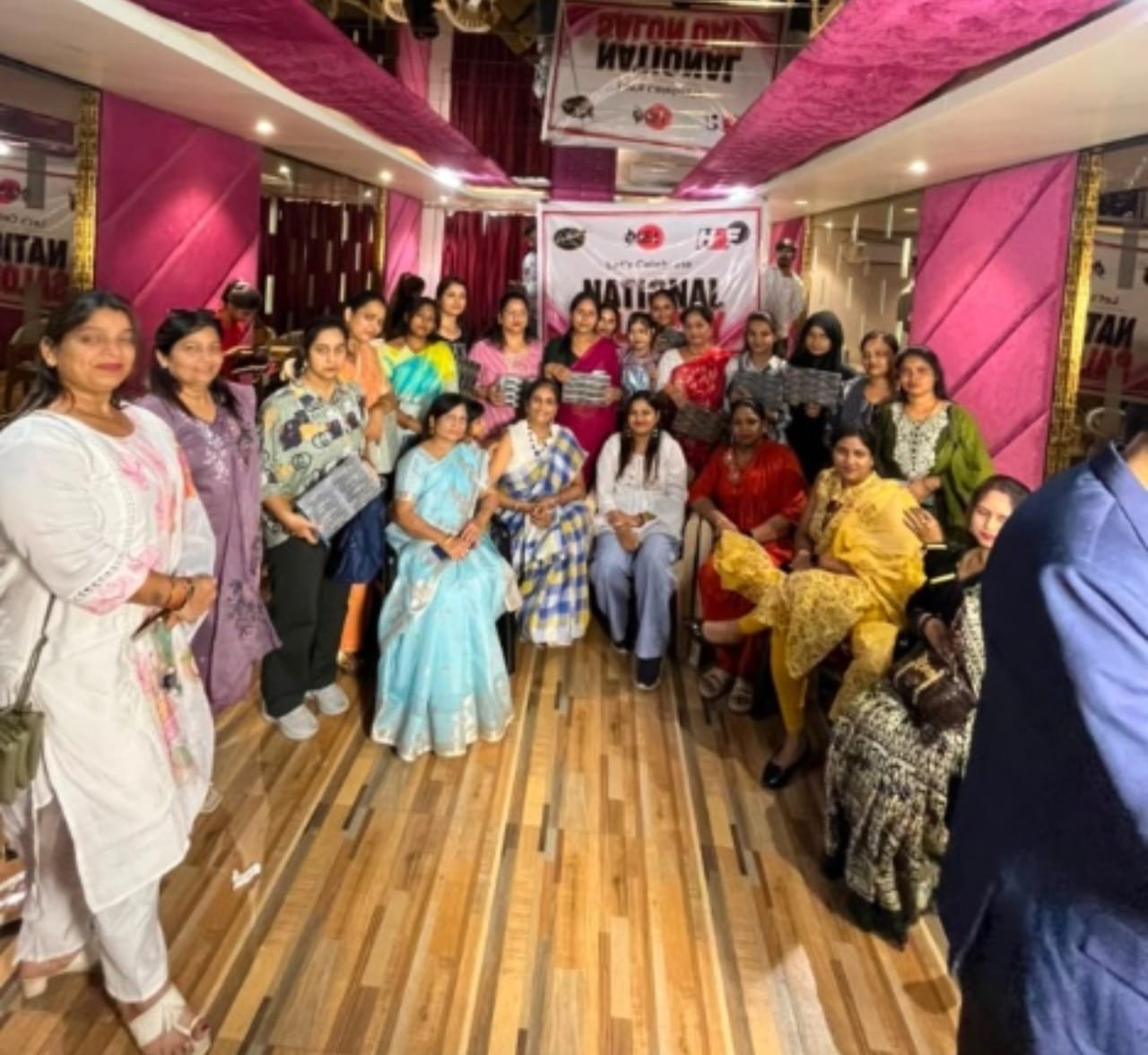 राष्ट्रीय सैलून दिवस पर कोटा में स्वच्छ एवं सुरक्षित सैलून अभियान, सम्मान समारोह आयोजित